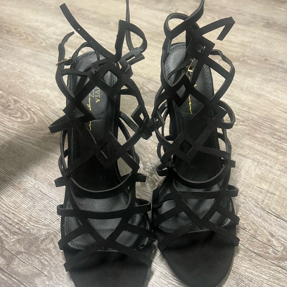 Elegant Suede Strappy Heels